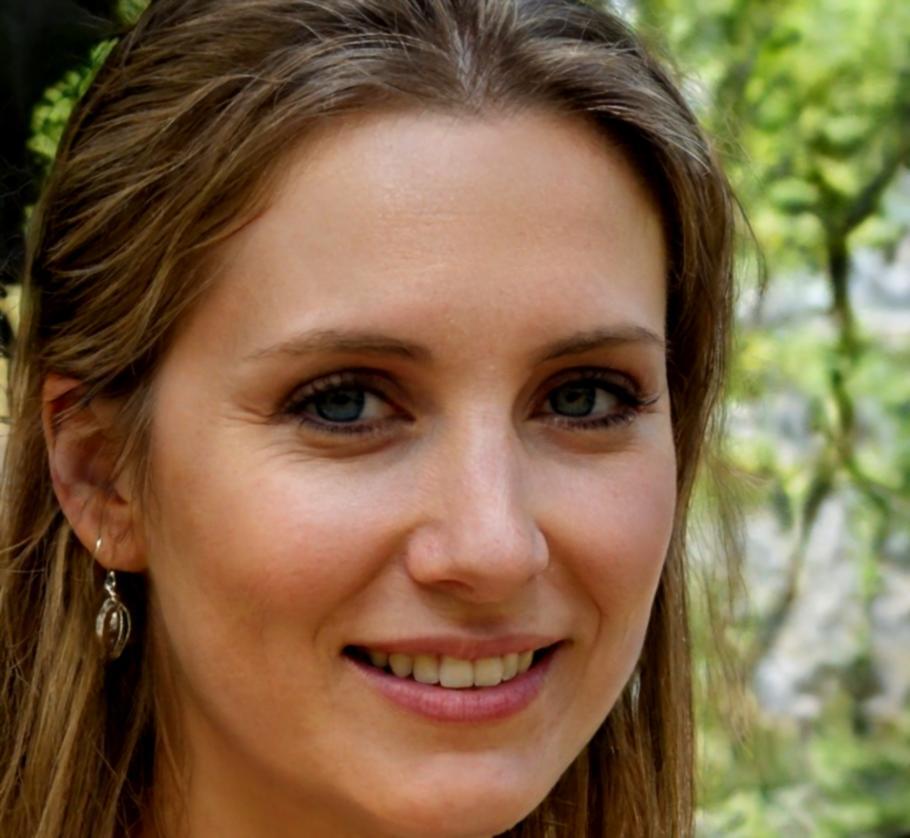 Formadora de estrategia comercial turística